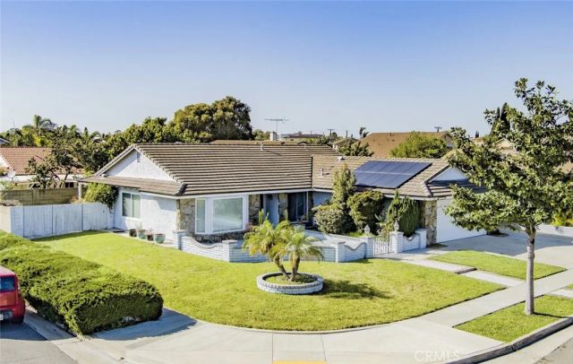 16457 Mount Newberry, Fountain Valley, CA 92708