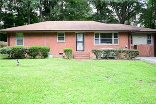 6698 Baker Drive, Lithia Springs, GA 30122
