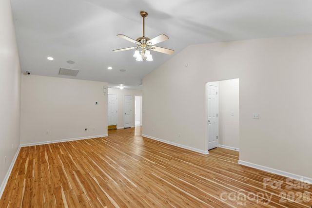 308 Wiltshire Circle, Fletcher, NC 28732