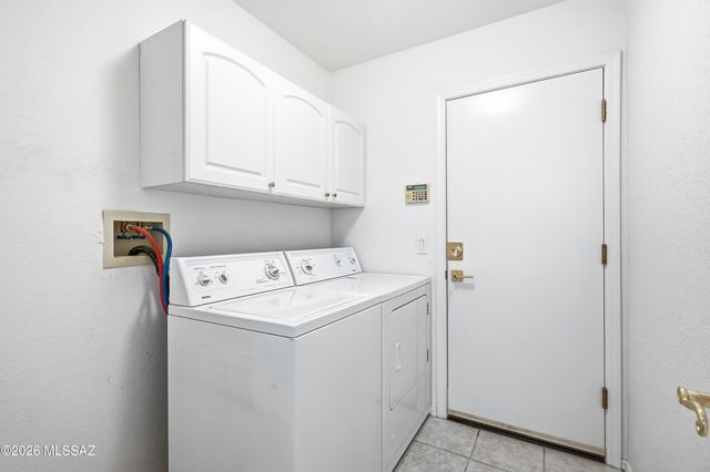 8859 E Maxwell Drive, Tucson, AZ 85747