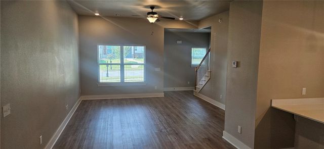 310 W Kinniburgh Drive, Farmington, AR 72730