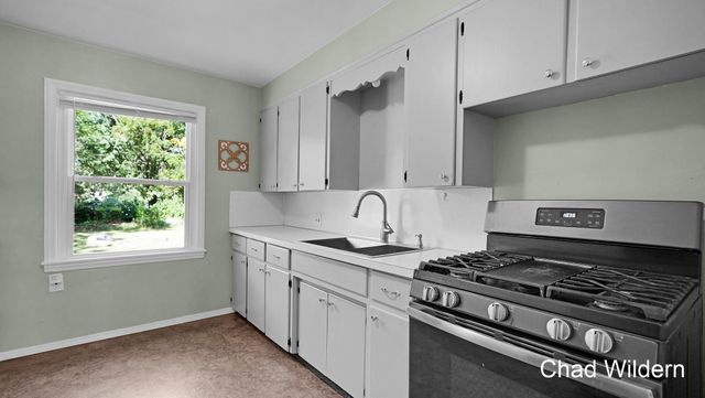 4229 Colby Avenue SW, Wyoming, MI 49509
