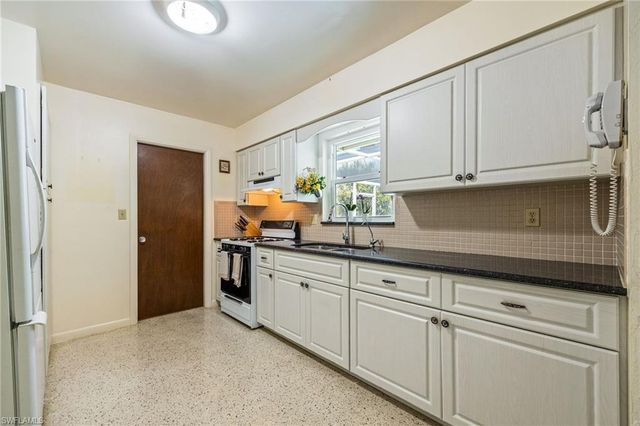 213 Richmond AVE S, Lehigh Acres, FL 33936