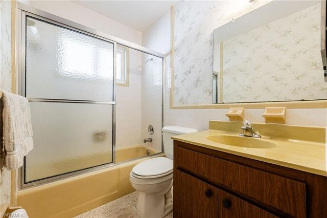 213 Richmond AVE S, Lehigh Acres, FL 33936