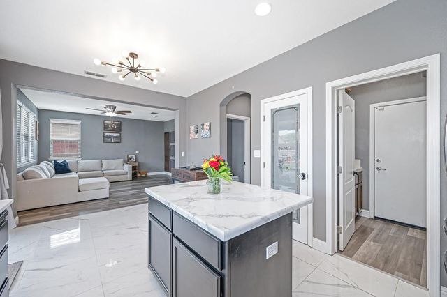 1895 Pyramid Creek Dr, Marysville, CA 95901