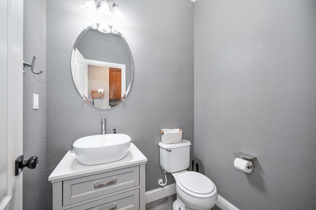 1895 Pyramid Creek Dr, Marysville, CA 95901