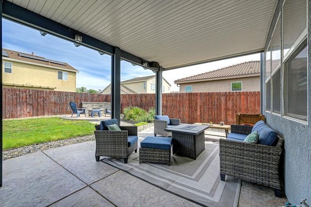 1895 Pyramid Creek Dr, Marysville, CA 95901