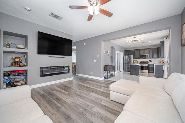 1895 Pyramid Creek Dr, Marysville, CA 95901