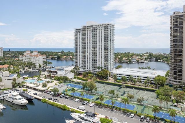 19707 Turnberry Way 22F, Aventura, FL 33180