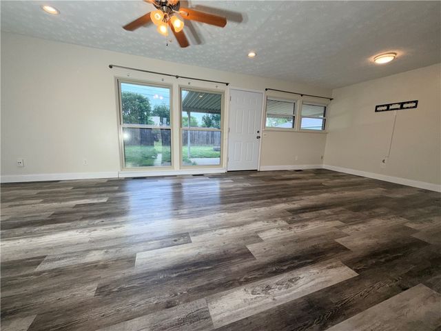 441 Townsend Place, Riverside, OH 45431