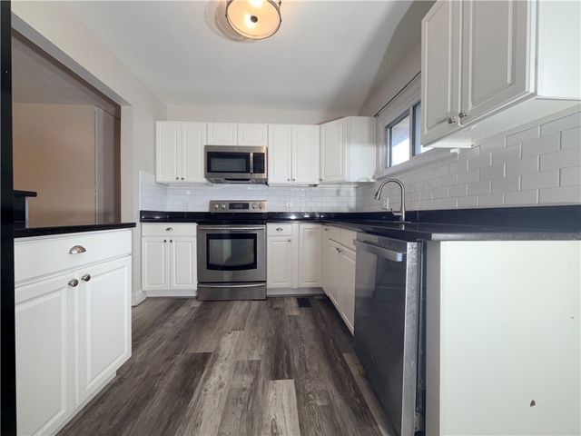 441 Townsend Place, Riverside, OH 45431