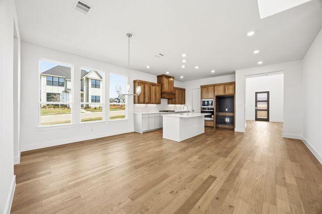 560 Stark Mews, Celina, TX 75009