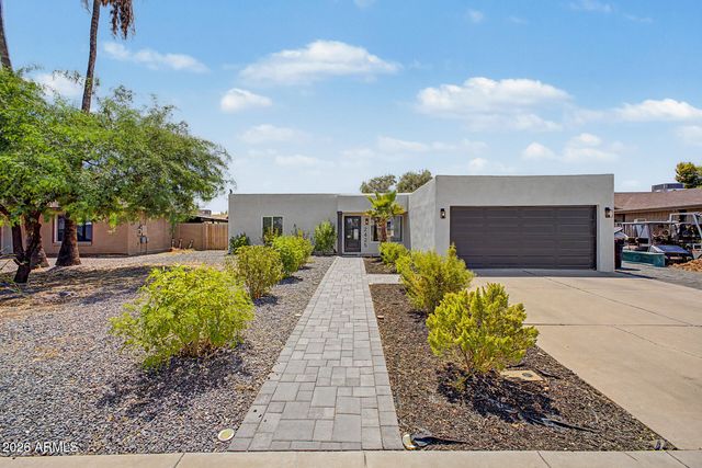 2425 E INVERNESS Avenue, Mesa, AZ 85204