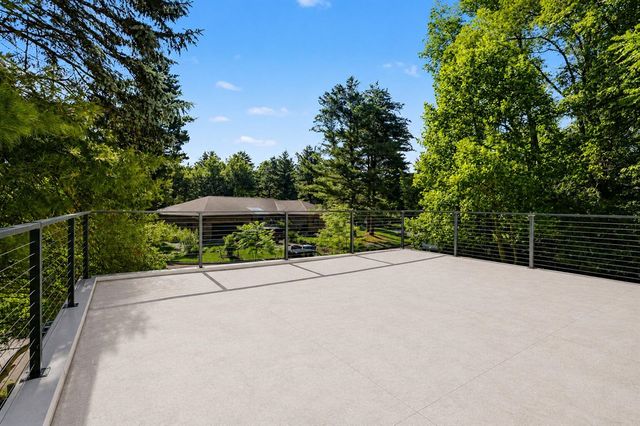 3907 Cricket Lane, Kalamazoo, MI 49008