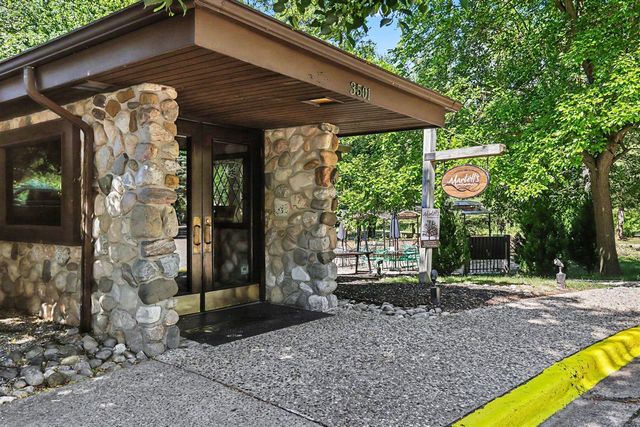 3907 Cricket Lane, Kalamazoo, MI 49008