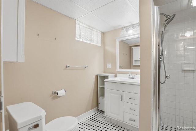 15965 Whitby Street, Livonia, MI 48154