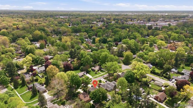 15965 Whitby Street, Livonia, MI 48154