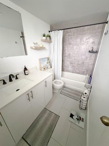 2921 NW 68th Ter 1, Sunrise, FL 33313