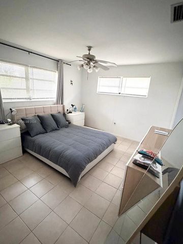 2921 NW 68th Ter 1, Sunrise, FL 33313