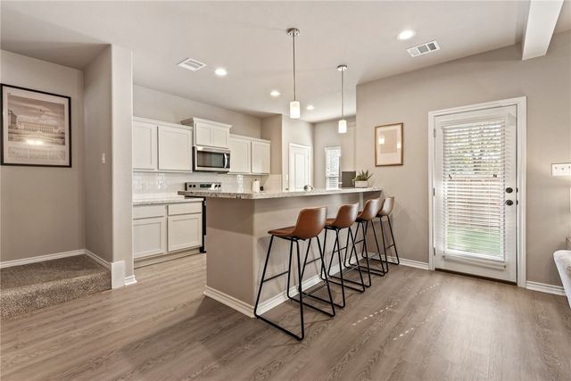 533 Momma Bear Drive, College Station, TX 77845