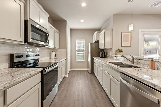 533 Momma Bear Drive, College Station, TX 77845