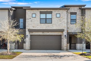 533 Momma Bear Drive, College Station, TX 77845