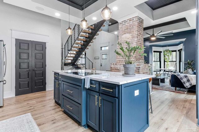 412 E Belmont St, Pensacola, FL 32501