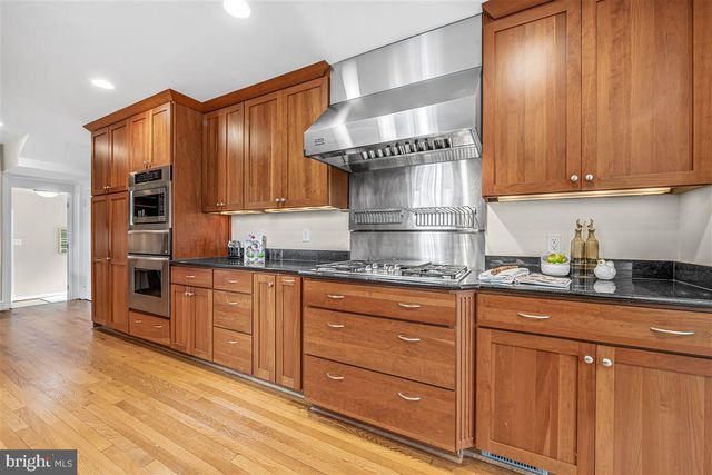4021 CLEVELAND ST, Kensington, MD 20895