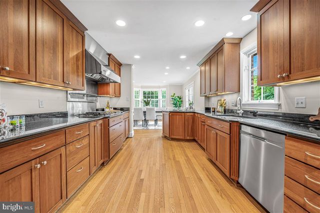 4021 CLEVELAND ST, Kensington, MD 20895