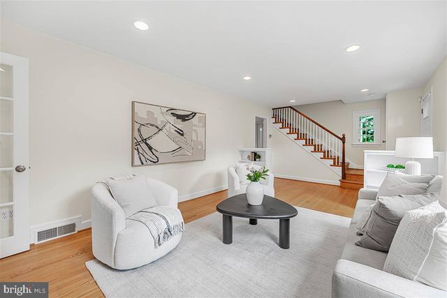 4021 CLEVELAND ST, Kensington, MD 20895