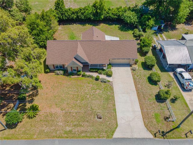 1343 CR 437, Lake Panasoffkee, FL 33538