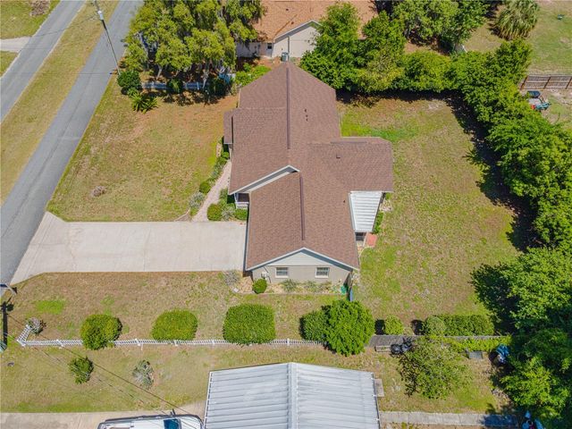 1343 CR 437, Lake Panasoffkee, FL 33538