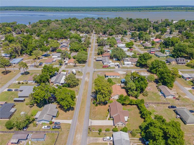 1343 CR 437, Lake Panasoffkee, FL 33538