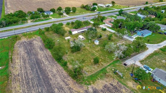 10610 State Highway 185, Victoria, TX 77905