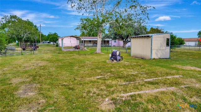 10610 State Highway 185, Victoria, TX 77905