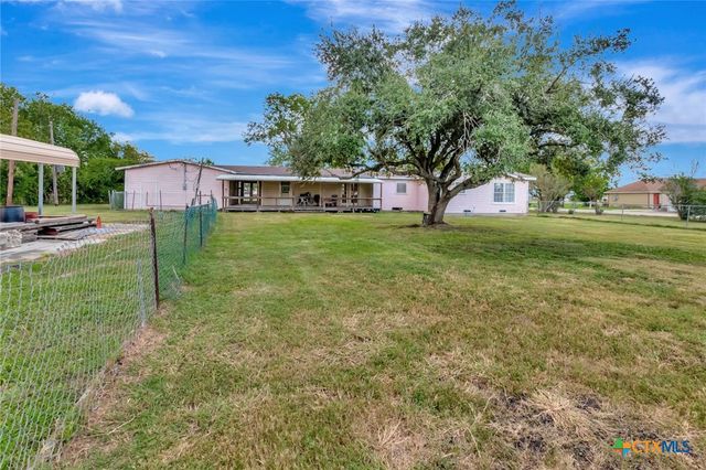 10610 State Highway 185, Victoria, TX 77905