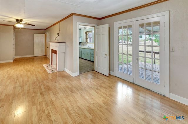 10610 State Highway 185, Victoria, TX 77905