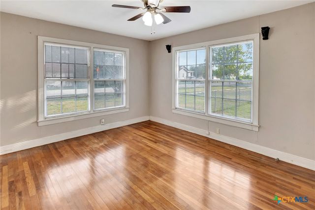 10610 State Highway 185, Victoria, TX 77905