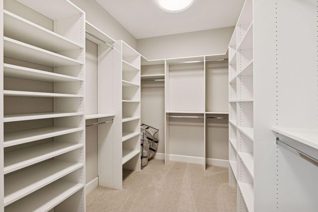 599 Harbor Court, Shoreview, MN 55126