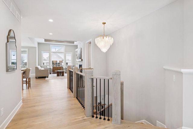 599 Harbor Court, Shoreview, MN 55126