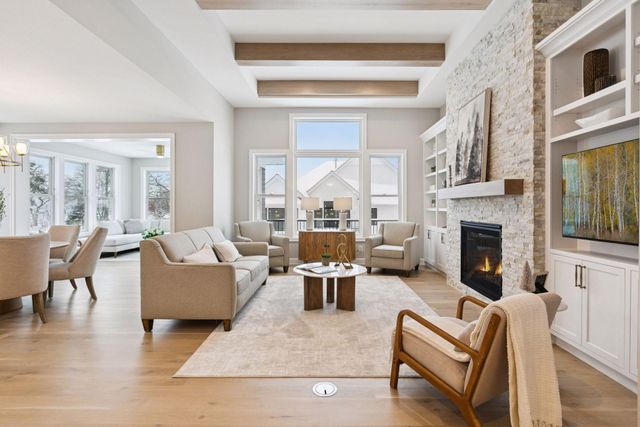 599 Harbor Court, Shoreview, MN 55126