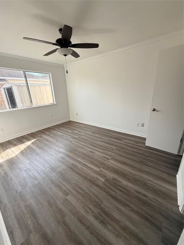 3359 Strong Winds Drive, Houston, TX 77014