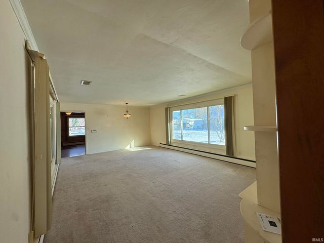 617 Berkley Drive, Marion, IN 46952