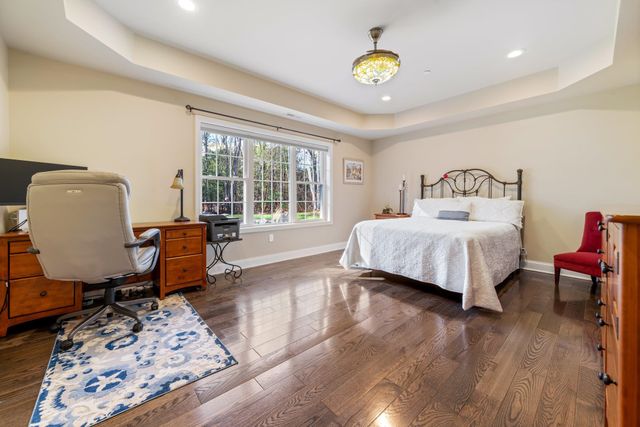 18 Steele Road, Derry, NH 03038