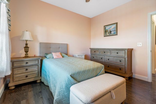 18 Steele Road, Derry, NH 03038