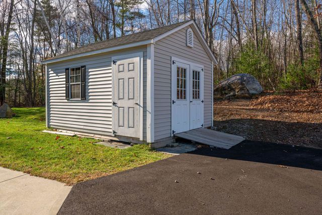 18 Steele Road, Derry, NH 03038