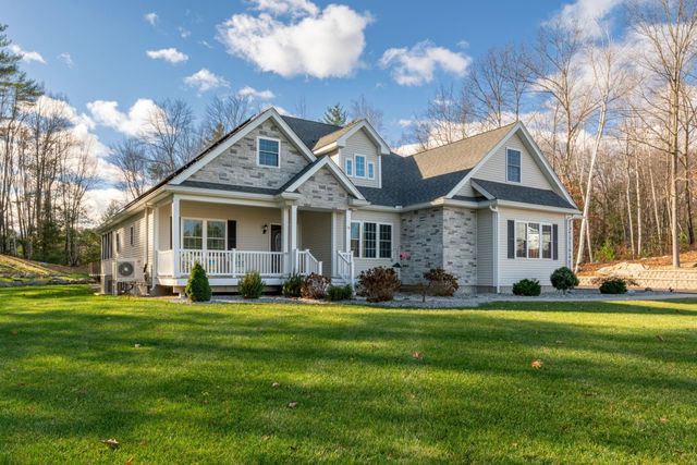 18 Steele Road, Derry, NH 03038