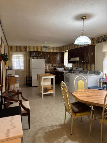 1088 WESTERN PARK DR, Memphis, TN 38109