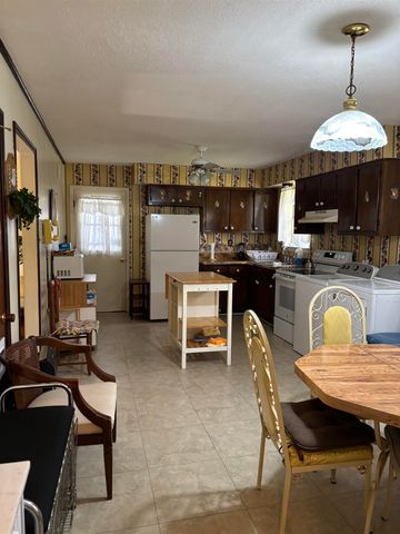 1088 WESTERN PARK DR, Memphis, TN 38109