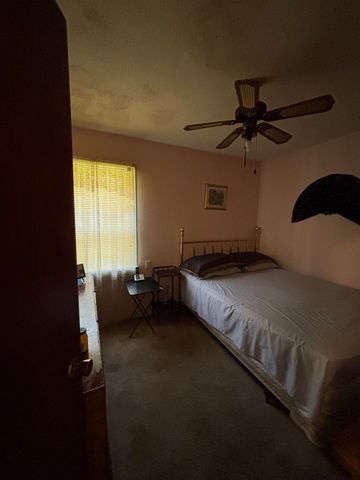 1088 WESTERN PARK DR, Memphis, TN 38109